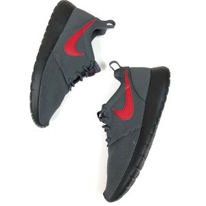 Nike Shoes Nike Roshe One Deep Gray Athletic Running Shoes (size 4Y)
